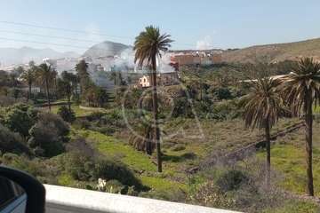 La antigua casona de la finca de La Herradura (Telde), de nuevo pasto de las llamas/TA.